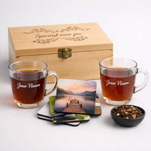 Luxe thee cadeau met gegraveerde theedoos